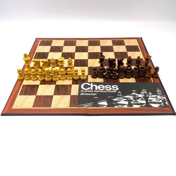 Vtg Pressman Chess Board Game 1983 Plastic Very Good Condition Brown White Pcs - Picture 3 of 4